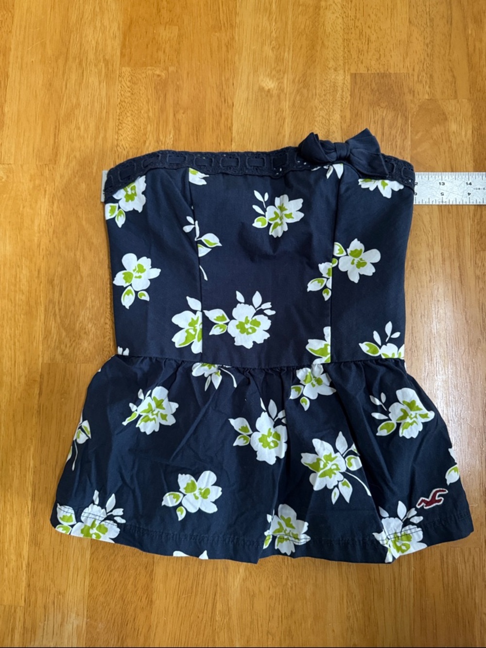 NWOT Hollister Floral Strapless Top Peplum Babydoll Smocked Back Bow Accent Y2K